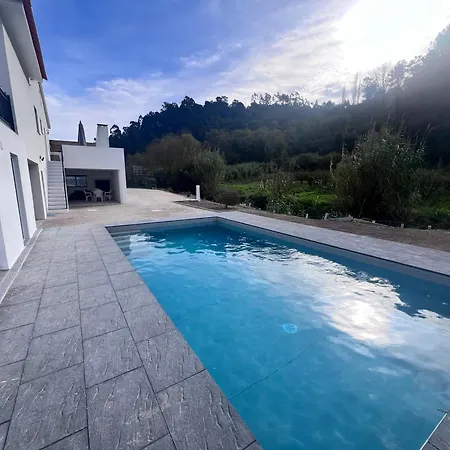Villa Charming Portuguese With Forested Hill Views
